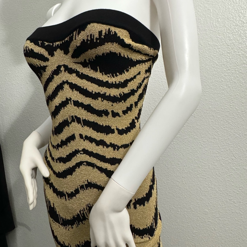 trophy bodycon dress